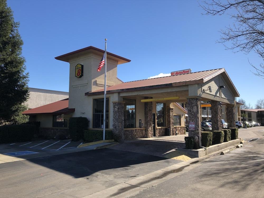 Motel Super 8 By Wyndham Corning Zewnętrze zdjęcie
