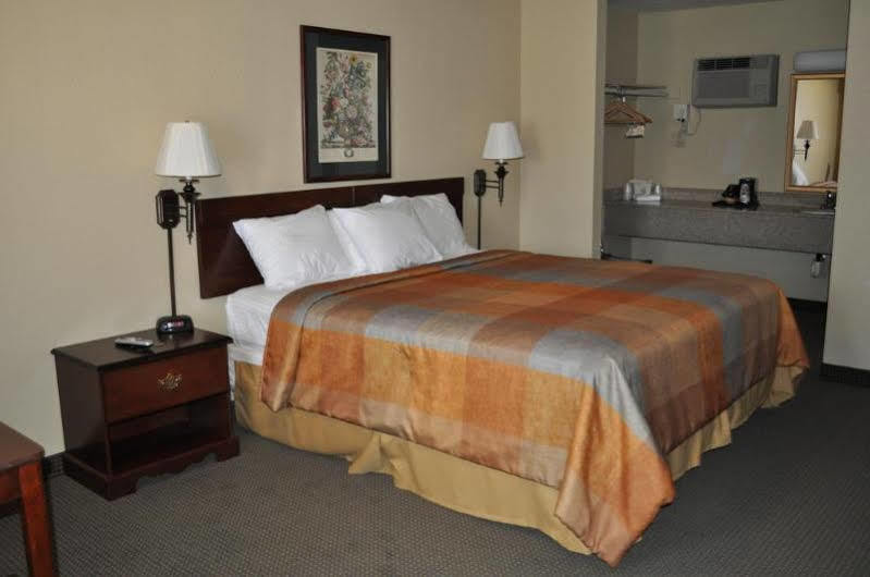 Motel Super 8 By Wyndham Corning Zewnętrze zdjęcie